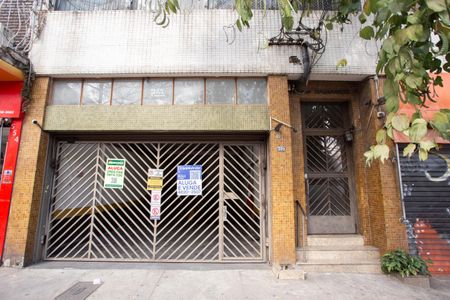 Apartamento à venda com 69m², 2 quartos e 1 vaga Apartamento à venda com 69m², 2 quartos e 1 vagaFachada