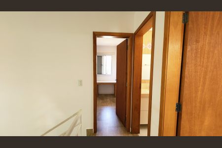 Casa de condomínio à venda com 140m², 3 quartos e 3 vagas Casa de condomínio à venda com 140m², 3 quartos e 3 vagasQuarto 2