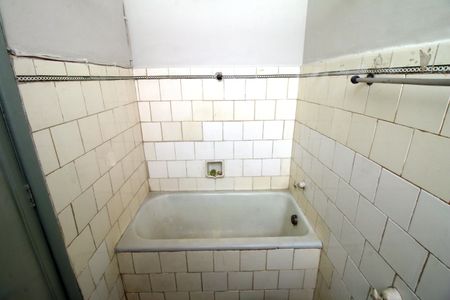 Apartamento à venda com 55m², 2 quartos e sem vagaBanheiro