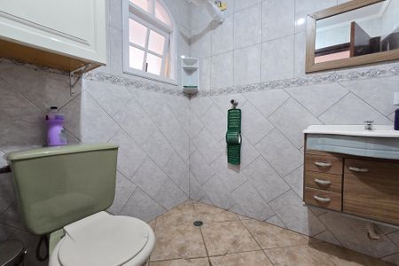 Casa à venda com 290m², 3 quartos e 5 vagas Casa à venda com 290m², 3 quartos e 5 vagasBanheiro de serviço