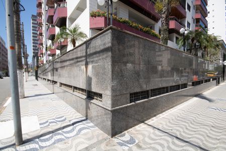 Apartamento para alugar com 117m², 2 quartos e 1 vaga Apartamento para alugar com 117m², 2 quartos e 1 vagaFachada