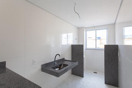 Apartamento à venda com 52m², 2 quartos e 2 vagas Apartamento à venda com 52m², 2 quartos e 2 vagasCozinha