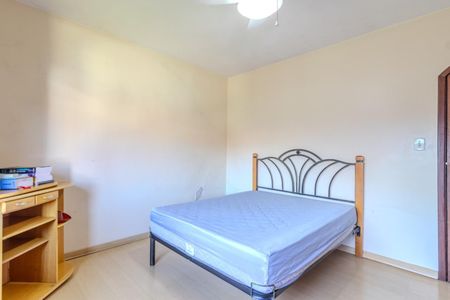 Casa para alugar com 350m², 4 quartos e 3 vagas Casa para alugar com 350m², 4 quartos e 3 vagasQuarto 2