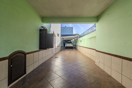 Casa para alugar com 350m², 4 quartos e 3 vagas Casa para alugar com 350m², 4 quartos e 3 vagasGaragem