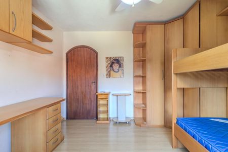 Casa para alugar com 350m², 4 quartos e 3 vagas Casa para alugar com 350m², 4 quartos e 3 vagasQuarto 1