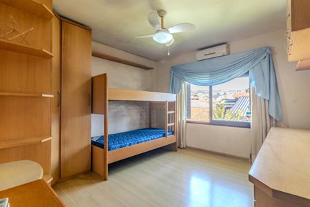 Casa para alugar com 350m², 4 quartos e 3 vagas Casa para alugar com 350m², 4 quartos e 3 vagasQuarto 1