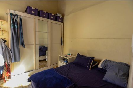 Casa à venda com 90m², 4 quartos e 4 vagas Casa à venda com 90m², 4 quartos e 4 vagasQuarto 4