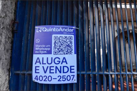 Casa à venda com 90m², 4 quartos e 4 vagas Casa à venda com 90m², 4 quartos e 4 vagasPlaca