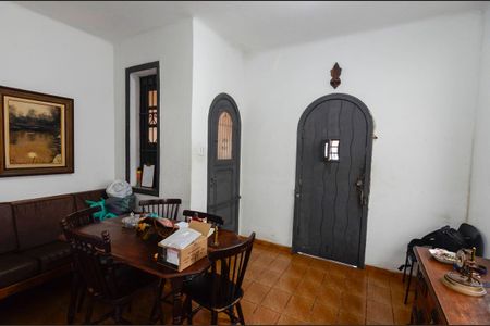Casa à venda com 90m², 4 quartos e 4 vagasSala