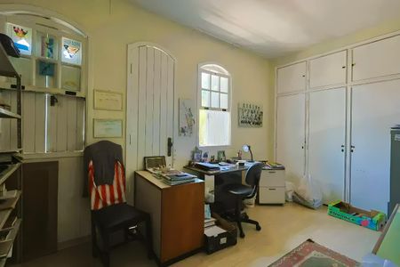 Escritório de casa para alugar com 5 quartos, 380m² em Belvedere, Belo Horizonte
