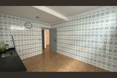 Casa à venda com 178m², 3 quartos e 2 vagas Casa à venda com 178m², 3 quartos e 2 vagasCozinha