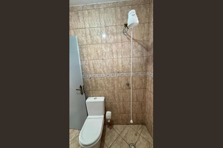 Casa à venda com 178m², 3 quartos e 2 vagas Casa à venda com 178m², 3 quartos e 2 vagasBanheiro