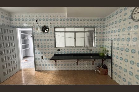 Casa à venda com 178m², 3 quartos e 2 vagas Casa à venda com 178m², 3 quartos e 2 vagasCozinha