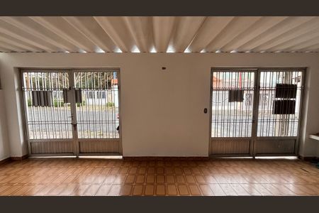 Casa à venda com 178m², 3 quartos e 2 vagas Casa à venda com 178m², 3 quartos e 2 vagasGaragem