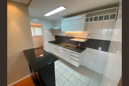 Apartamento à venda com 58m², 2 quartos e 1 vaga
