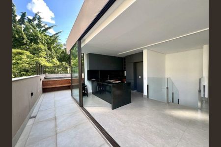 Apartamento à venda com 189m², 3 quartos e 3 vagas