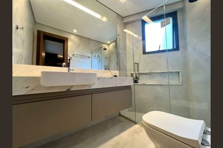 Apartamento à venda com 189m², 3 quartos e 3 vagas