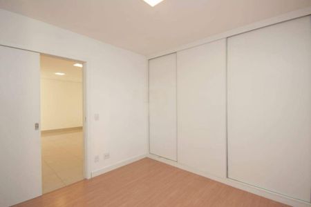 Apartamento à venda com 1 quarto, 53m² em Vila Castela, Nova Lima