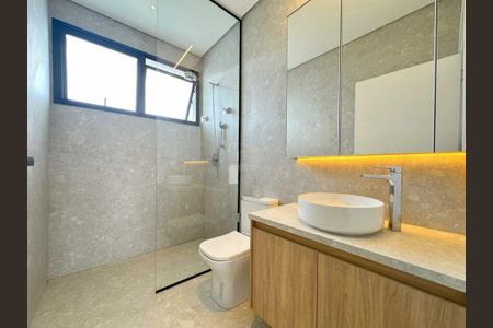 Casa à venda com 337m², 3 quartos e 4 vagas