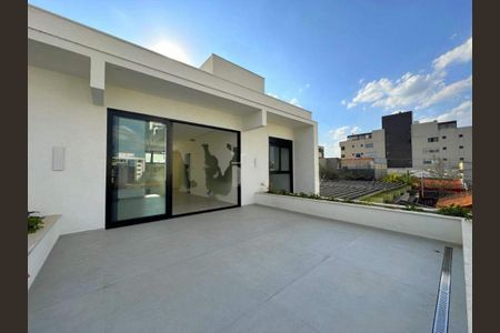 Casa à venda com 337m², 3 quartos e 4 vagas