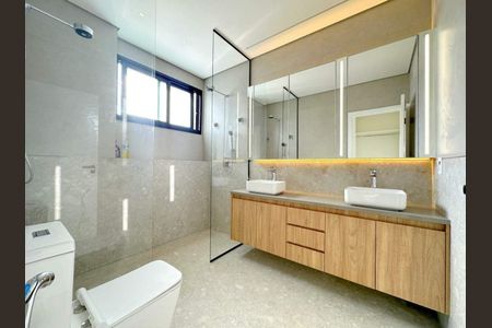 Casa à venda com 337m², 3 quartos e 4 vagas