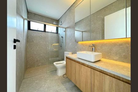 Casa à venda com 337m², 3 quartos e 4 vagas