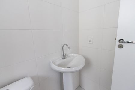 Apartamento para alugar com 34m², 1 quarto e sem vaga Apartamento para alugar com 34m², 1 quarto e sem vagaBanheiro