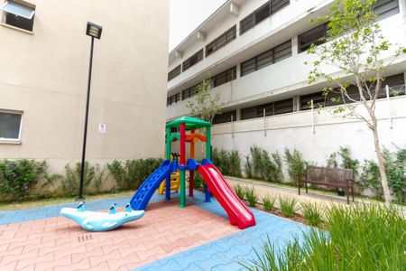 Apartamento para alugar com 34m², 1 quarto e sem vaga Apartamento para alugar com 34m², 1 quarto e sem vagaPlayground