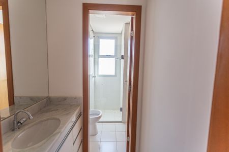 Apartamento à venda com 89m², 3 quartos e 1 vaga Apartamento à venda com 89m², 3 quartos e 1 vagaBanheiro Social