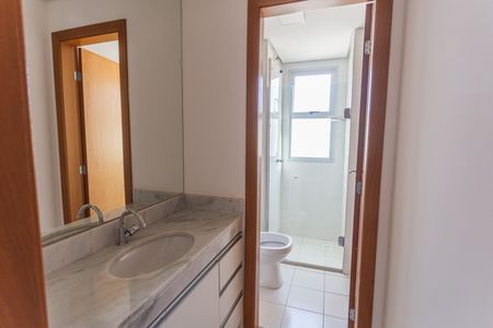 Apartamento à venda com 89m², 3 quartos e 1 vaga Apartamento à venda com 89m², 3 quartos e 1 vagaBanheiro Social