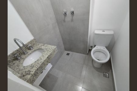 Casa para alugar com 100m², 2 quartos e 1 vagaBanheiro da Suíte 2