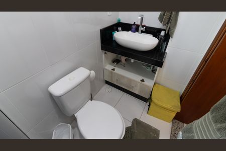 Casa à venda com 93m², 3 quartos e 2 vagasBanheiro da Suíte