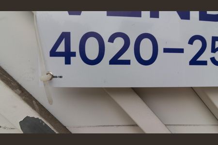 Casa à venda com 93m², 3 quartos e 2 vagasPlaquinha