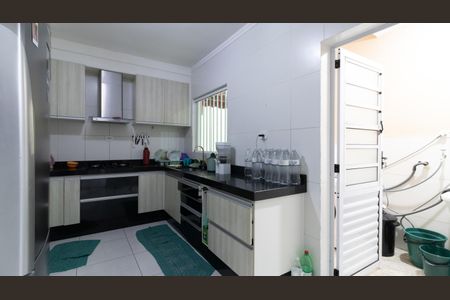 Casa à venda com 93m², 3 quartos e 2 vagasCozinha