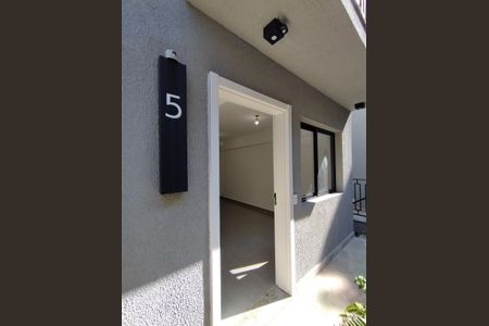 Casa para alugar com 100m², 2 quartos e 1 vaga Casa para alugar com 100m², 2 quartos e 1 vagaEntrada