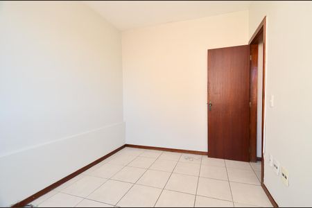 Apartamento à venda com 94m², 3 quartos e 2 vagas Apartamento à venda com 94m², 3 quartos e 2 vagasQuarto 2