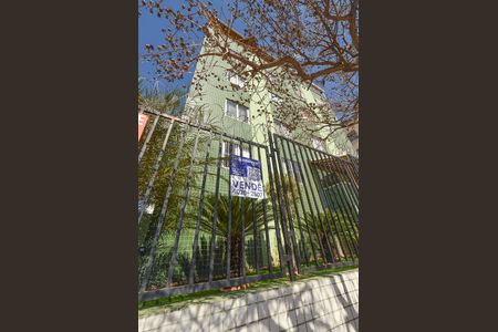 Apartamento à venda com 94m², 3 quartos e 2 vagas Apartamento à venda com 94m², 3 quartos e 2 vagasPlaca