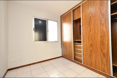 Apartamento à venda com 94m², 3 quartos e 2 vagas Apartamento à venda com 94m², 3 quartos e 2 vagasSuíte