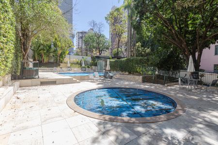 Apartamento à venda com 148m², 4 quartos e 3 vagas Apartamento à venda com 148m², 4 quartos e 3 vagasÁrea comum - Piscina