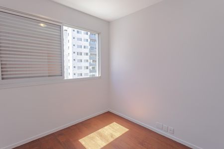 Apartamento à venda com 148m², 4 quartos e 3 vagas Apartamento à venda com 148m², 4 quartos e 3 vagasQuarto 2