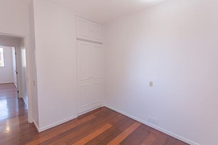 Apartamento à venda com 148m², 4 quartos e 3 vagas Apartamento à venda com 148m², 4 quartos e 3 vagasQuarto 1