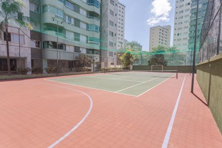 Apartamento à venda com 148m², 4 quartos e 3 vagas Apartamento à venda com 148m², 4 quartos e 3 vagasÁrea Comum - Quadra Esportiva