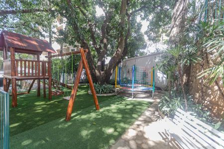 Apartamento à venda com 148m², 4 quartos e 3 vagas Apartamento à venda com 148m², 4 quartos e 3 vagasÁrea comum - Playground
