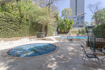 Apartamento à venda com 148m², 4 quartos e 3 vagas Apartamento à venda com 148m², 4 quartos e 3 vagasÁrea comum - Piscina