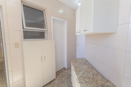 Apartamento à venda com 148m², 4 quartos e 3 vagas Apartamento à venda com 148m², 4 quartos e 3 vagasÁrea de Serviço
