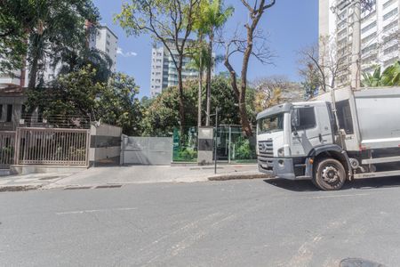 Apartamento à venda com 148m², 4 quartos e 3 vagas Apartamento à venda com 148m², 4 quartos e 3 vagasFachada