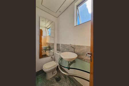 Lavabo de apartamento à venda com 4 quartos, 360m² em Ouro Preto, Belo Horizonte