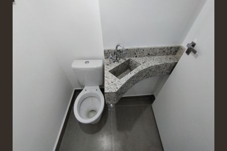 Casa para alugar com 100m², 2 quartos e 1 vaga Casa para alugar com 100m², 2 quartos e 1 vagaLavabo