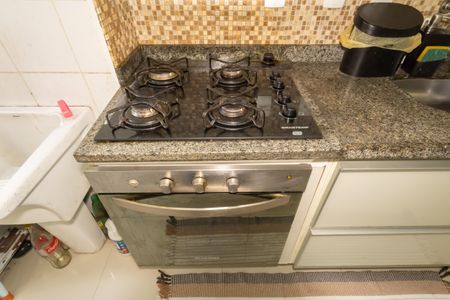 Apartamento à venda com 52m², 2 quartos e 1 vaga Apartamento à venda com 52m², 2 quartos e 1 vagaCozinha e Área de Serviço