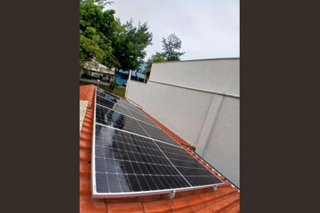 Casa à venda com 130m², 3 quartos e 3 vagas Casa à venda com 130m², 3 quartos e 3 vagasTerraço